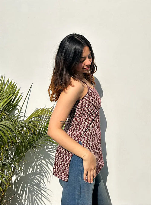 Bestseller wine sleevless kurti